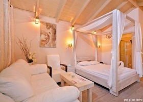 שלווה במושבה ליד רחובות וצומת ביל