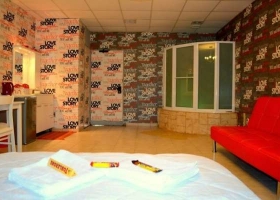 סוויטה עילית- צמוד למגדל העמק שוכנת לה סוויטה רומנטית להשכרה לפי שעות. החל מ 200 ש